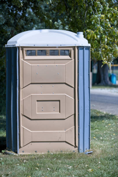 Best Portable toilet rental cost  in Robertsde, AL